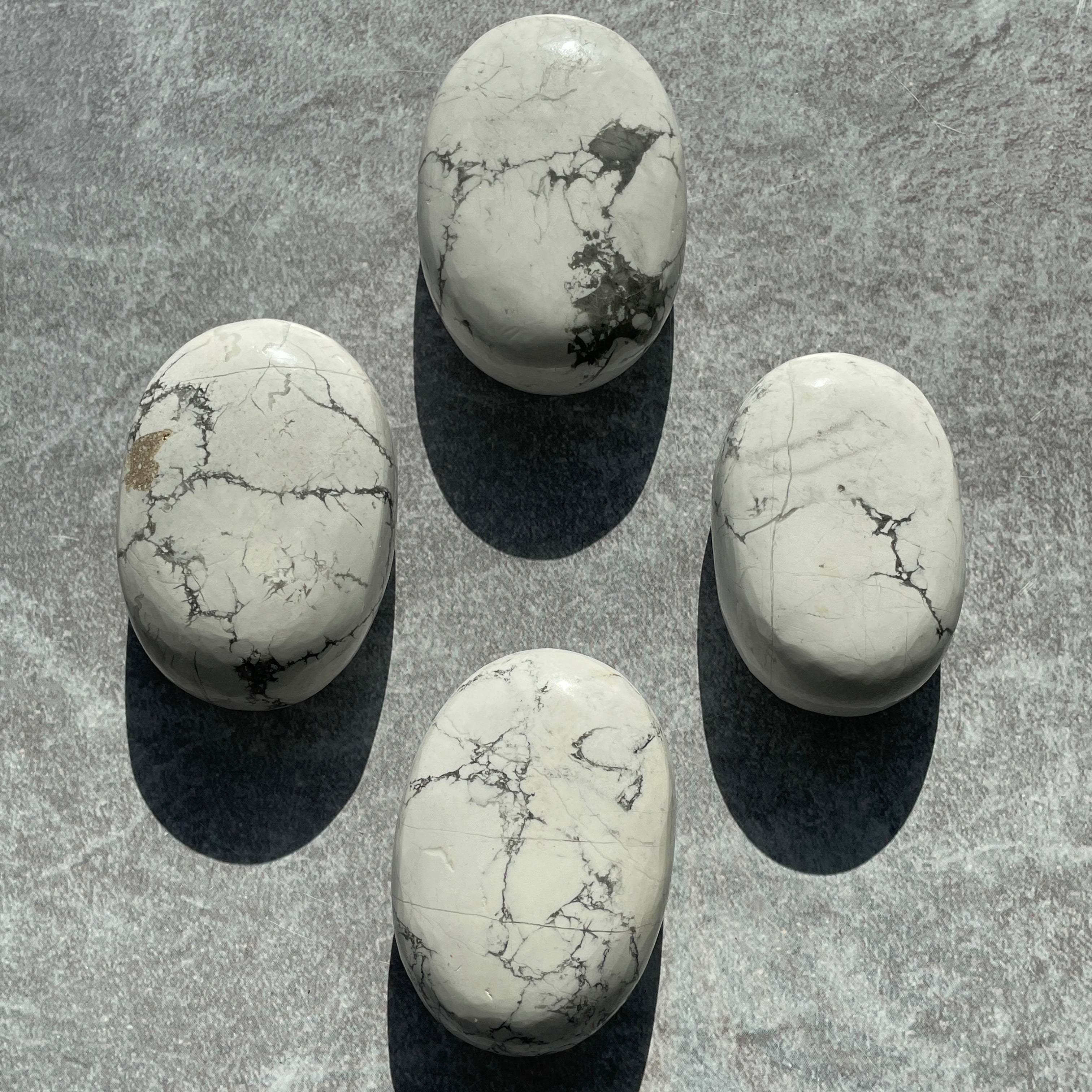 Howlite Palmstone - Large Howlite Palmstone - Large